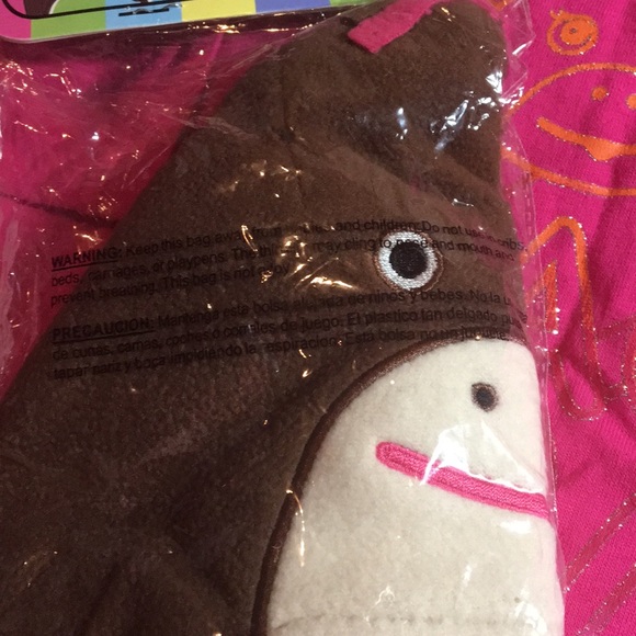 Girls T-Shirt+ Hat Set NWT - Picture 1 of 3